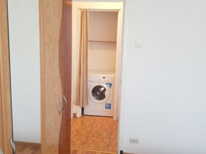 Drumul Taberei nr. 34, langa metrou Tudor Vladimirescu,