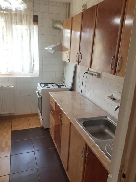 Drumul Taberei nr. 34, langa metrou Tudor Vladimirescu,